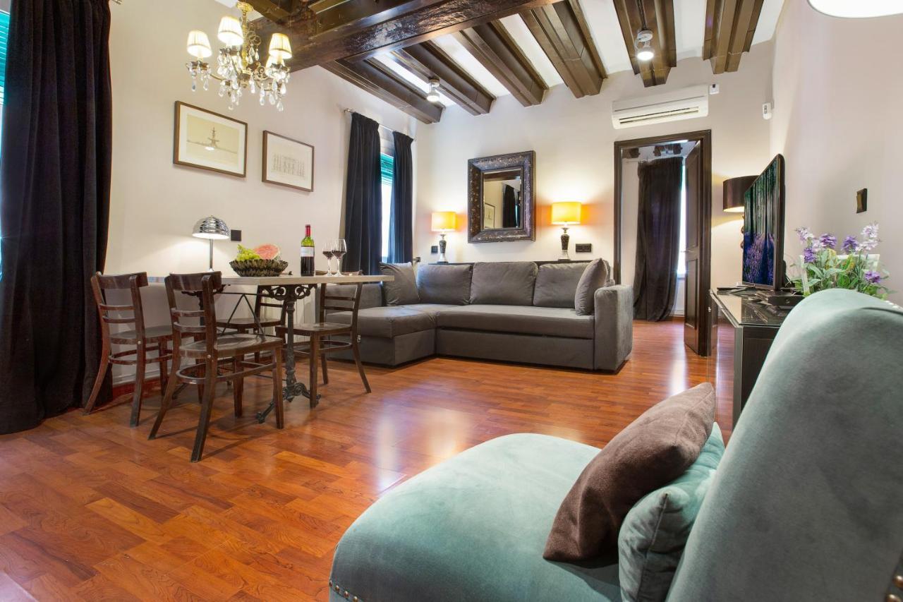 Stay U-Nique Apartments Carretes Barcelona Eksteriør billede